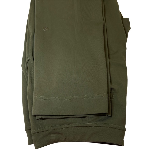 SOld Lululemon Athletic Green Jet Crop Pant Jogger - Picture 7 of 9